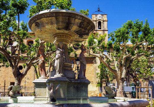 buyer agent Les Baux-de-Provence Maussane-les-Alpilles