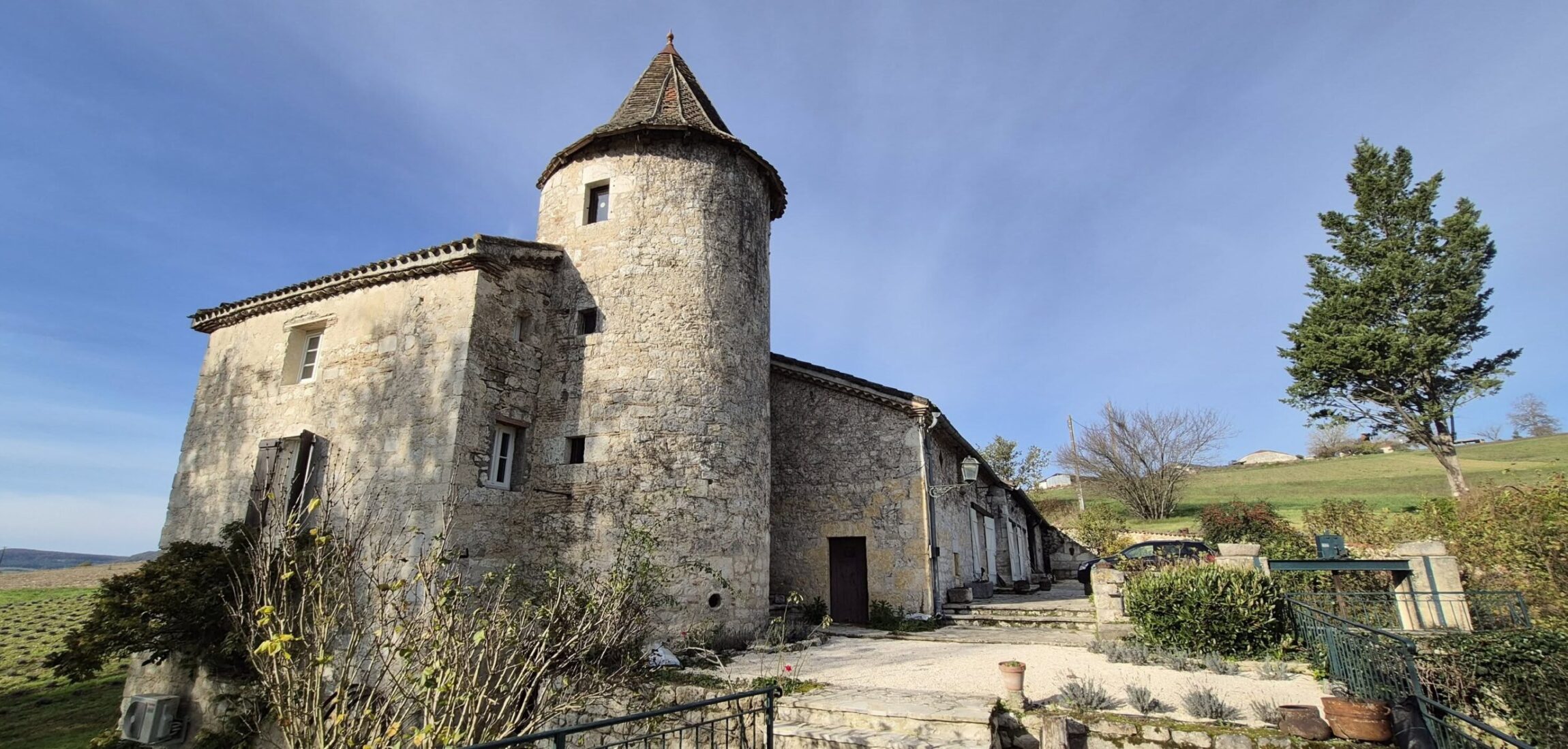 15th-Century Water Mill for Sale near Tournon d’Agenais in Lot-et-Garonne, South West France 9