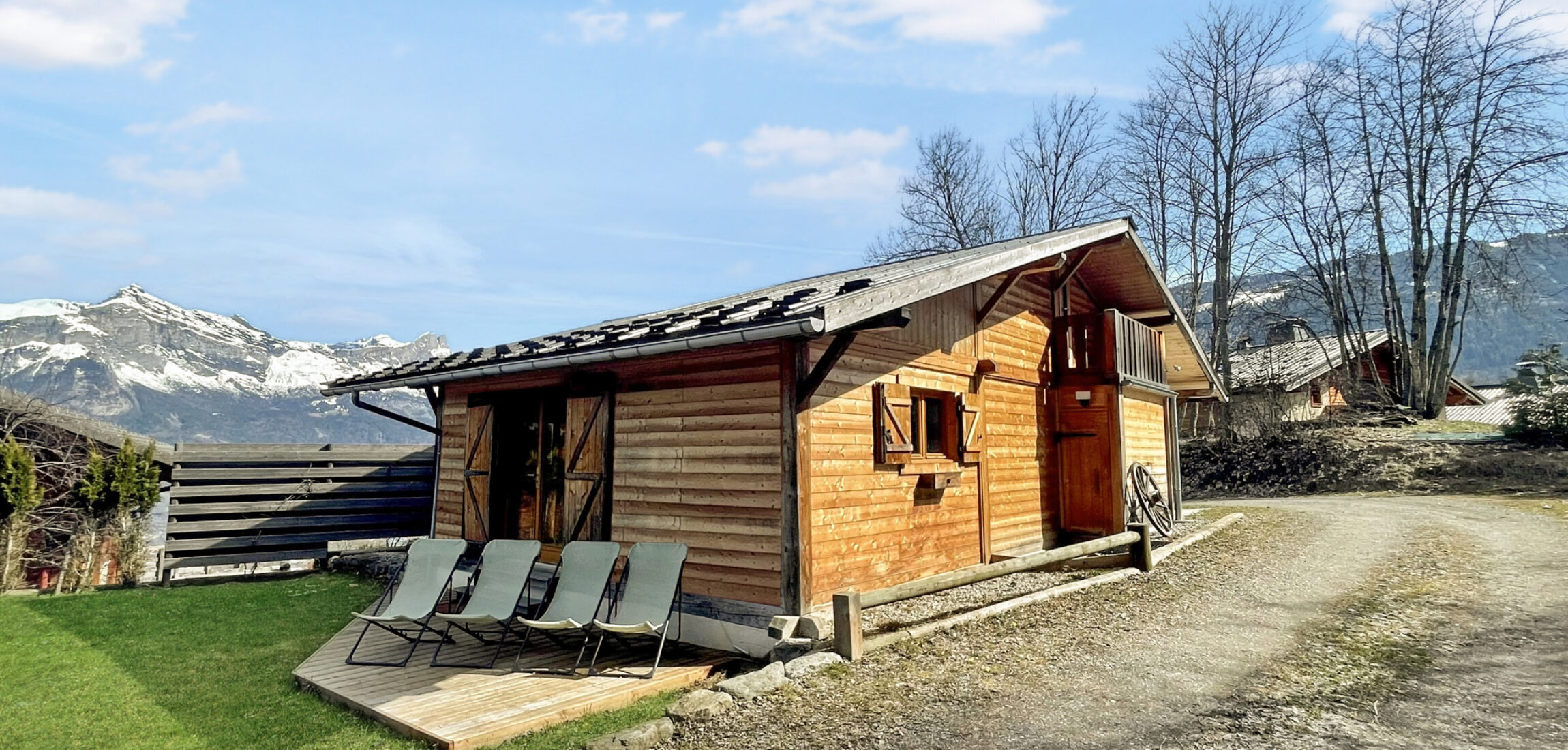 Facade chalet vu Fiz