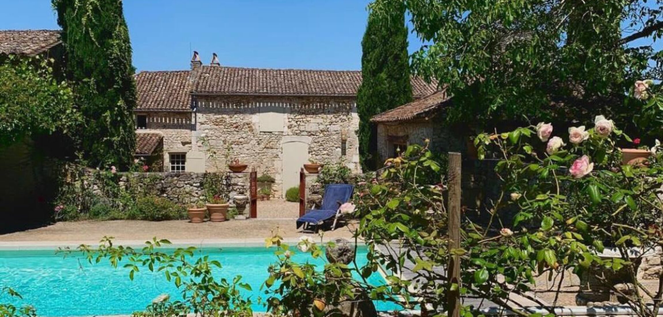 Historic Luxury Estate For Sale in the Bordeaux Countryside in Gironde, South-West France 6