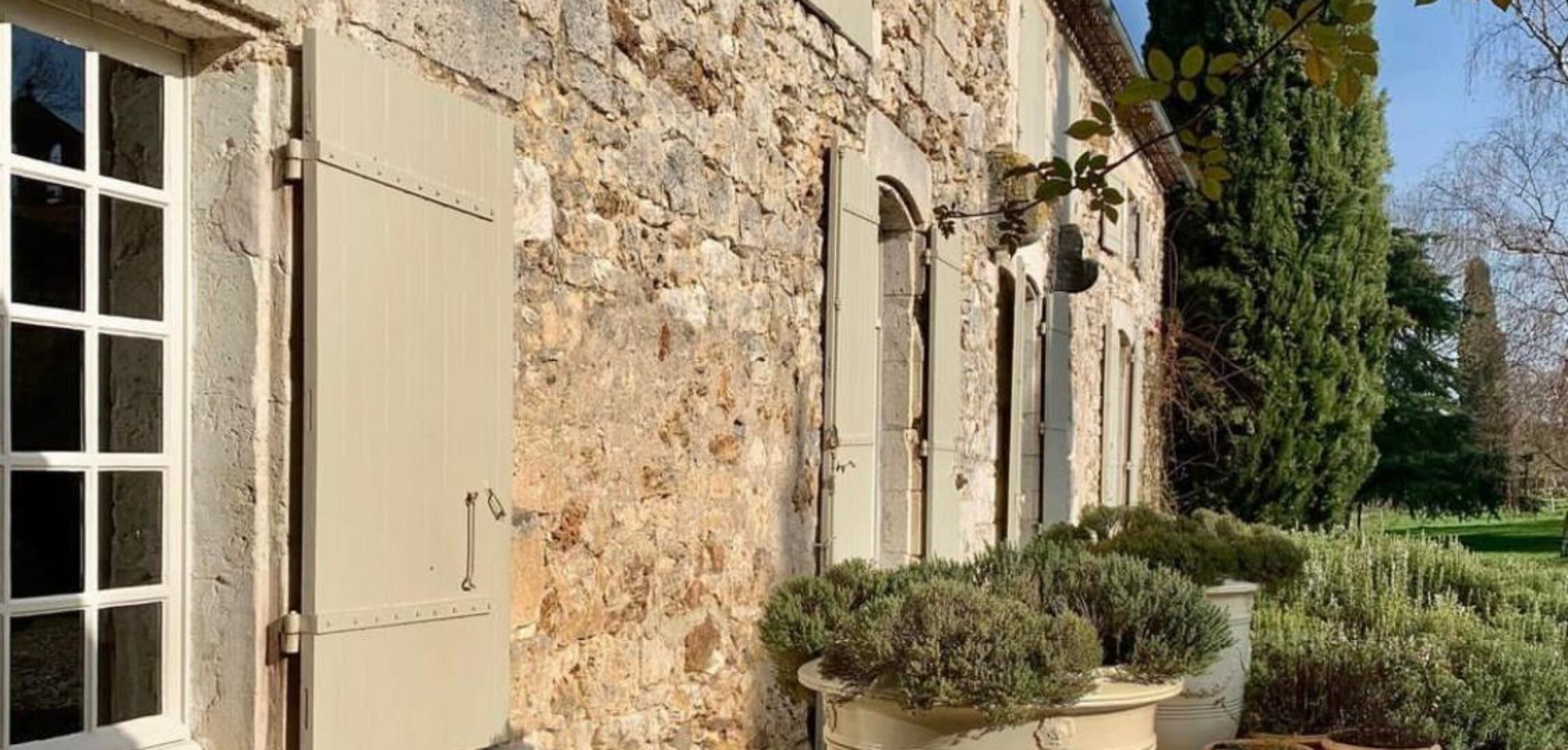 Historic Luxury Estate For Sale in the Bordeaux Countryside in Gironde, South-West France 9