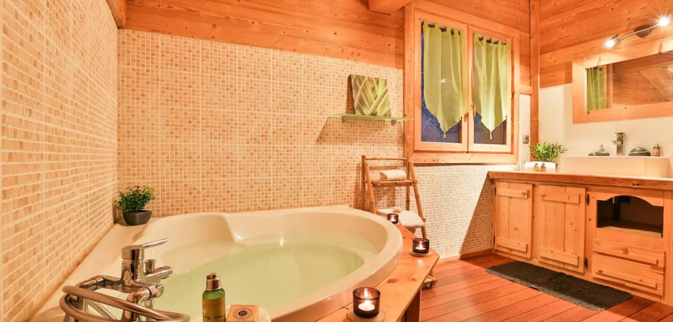 Alpine Ski Chalet for Sale Exceptional Setting in Saint-Gervais-les-Bains, The French Alps