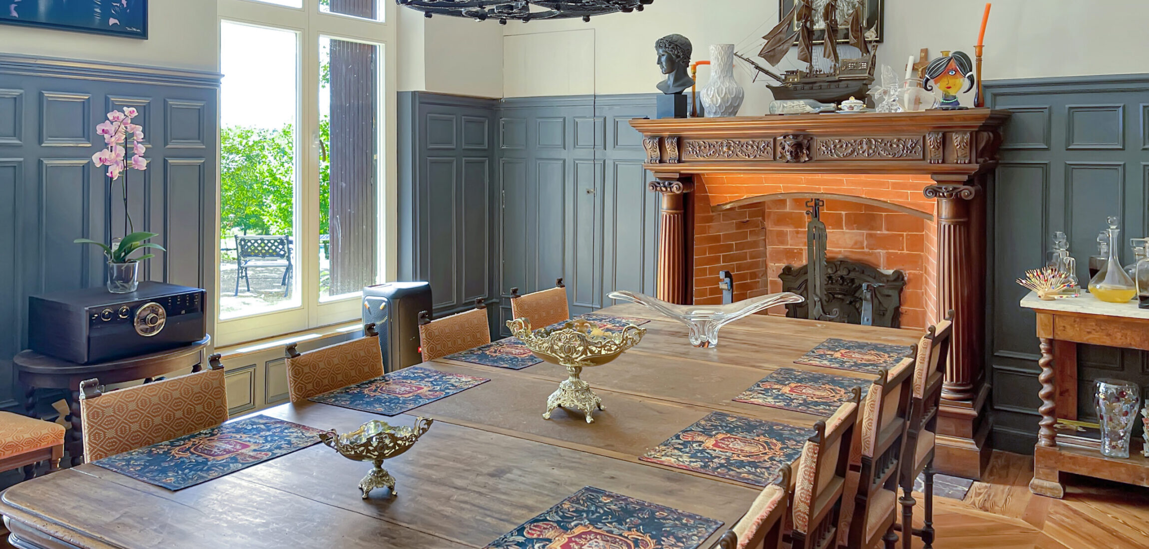 chateau dining room